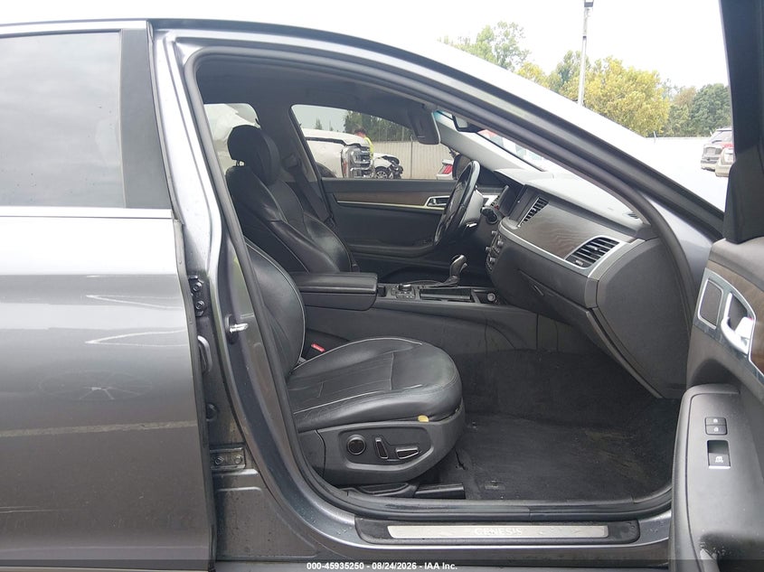 2015 HYUNDAI GENESIS auction photo 5