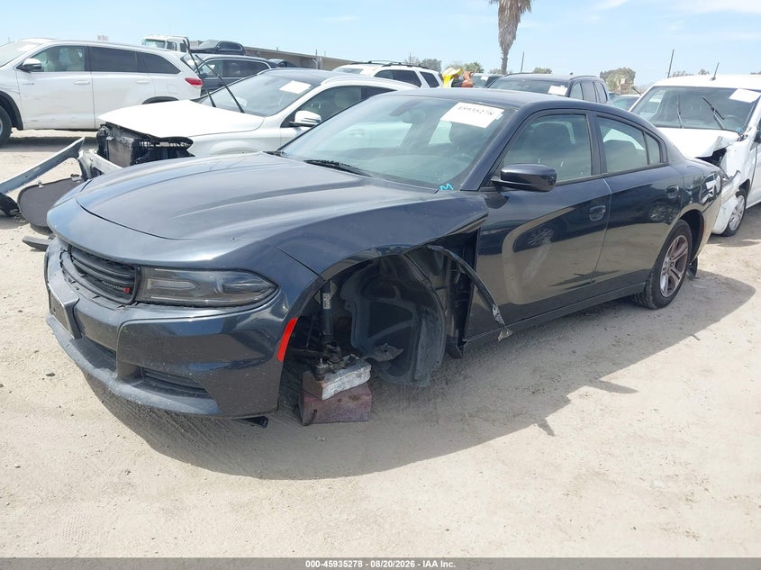 2018 Dodge Charger, Left Front, IAAI, VIN 2C3CDXBG8JH318745 — photo 2