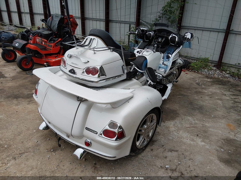 HONDA GL1800 2008