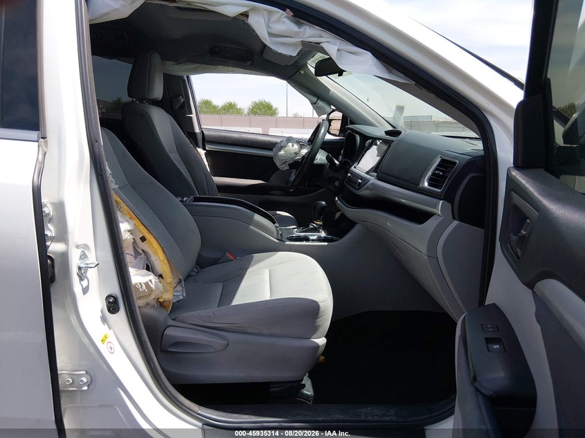 2015 TOYOTA HIGHLANDER auction photo 5