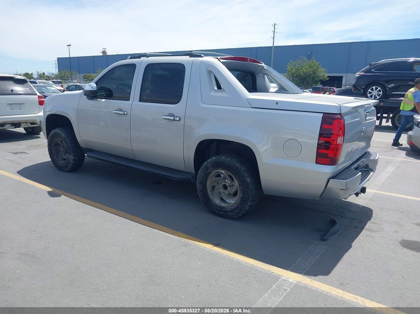 2012 CHEVROLET AVALANCHE — zdjęcie 3