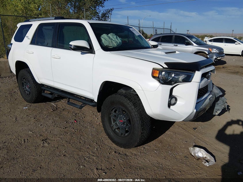 Vin: jtebu5jr4j5599606, lot: 46434493, toyota 4runner trd off road premium 2018 img_1