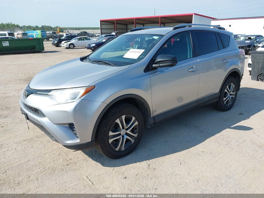 2018 Toyota RAV 4, Rear, IAAI, VIN 2T3BFREV0JW845752 — photo 2