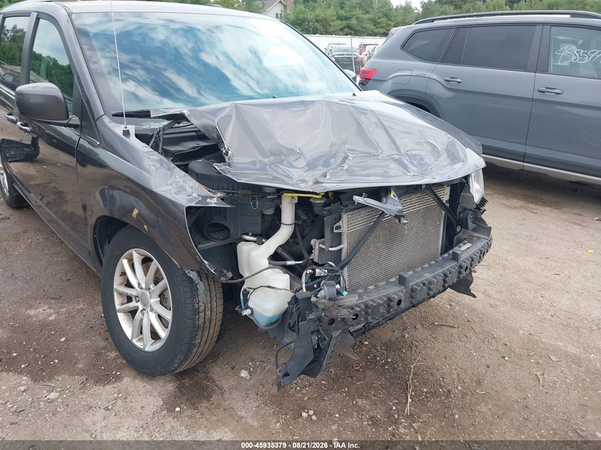 Фото 6 - DODGE GRAND CARAVAN