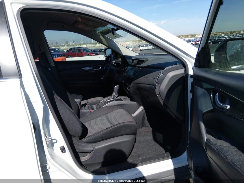 2020 NISSAN ROGUE auction photo 5