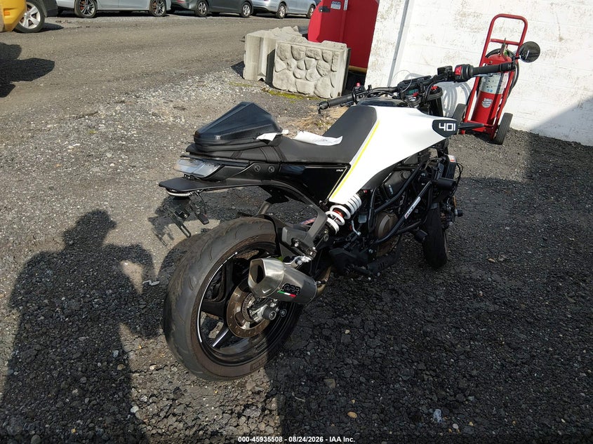 HUSQVARNA VITPILEN 401/SVARTPILEN 401 2024