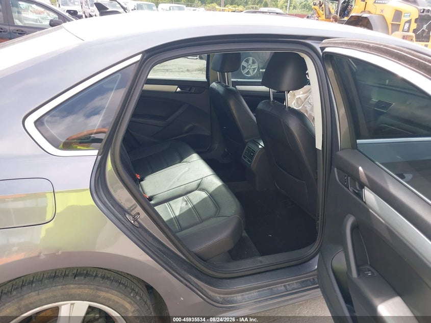 2013 VOLKSWAGEN PASSAT auction photo 8