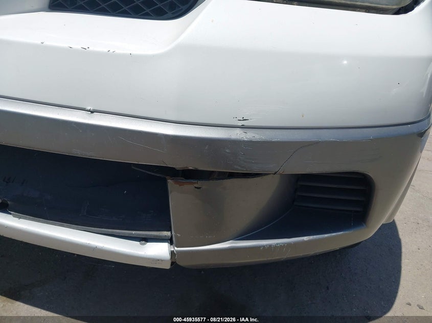 2004 MITSUBISHI OUTLANDER auction photo 6