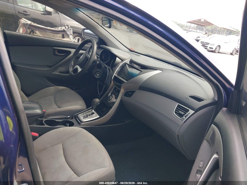 2012 HYUNDAI ELANTRA auction photo 5