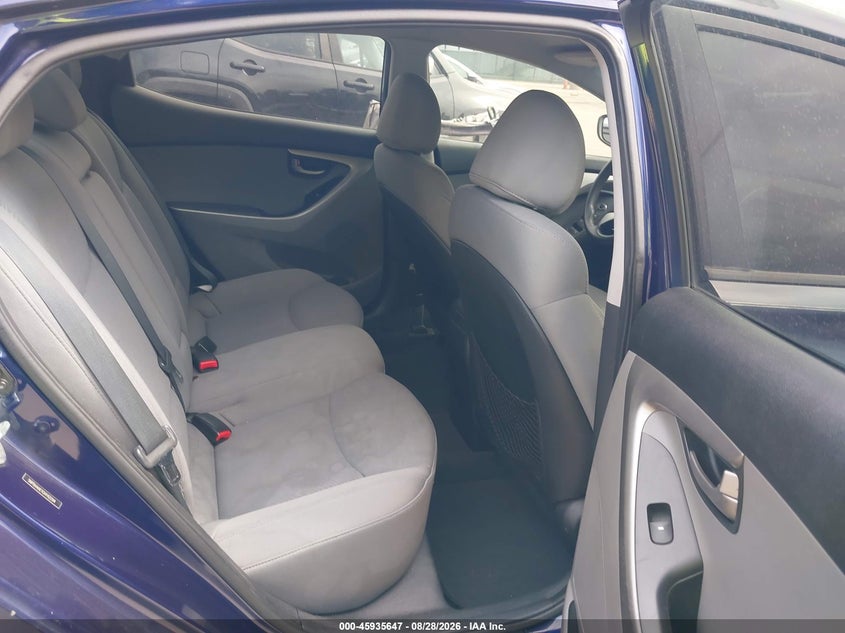 2012 HYUNDAI ELANTRA auction photo 8
