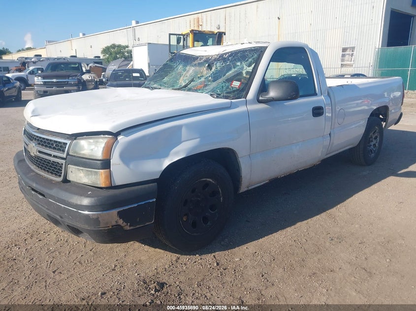 2006 Chevrolet Silverado, Storm Damage, IAAI, VIN 3GCEC14X96G177130 — photo 2