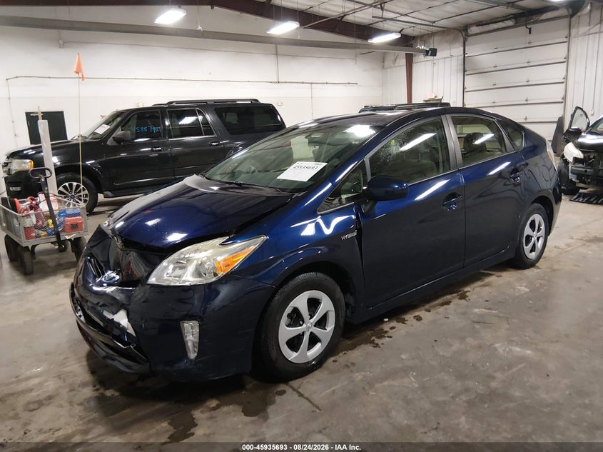 TOYOTA PRIUS - zdjęcie 2