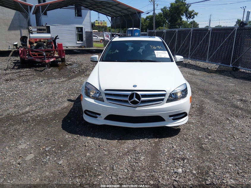 MERCEDES-BENZ C 300 2011 VIN WDDGF8BB7BR150704