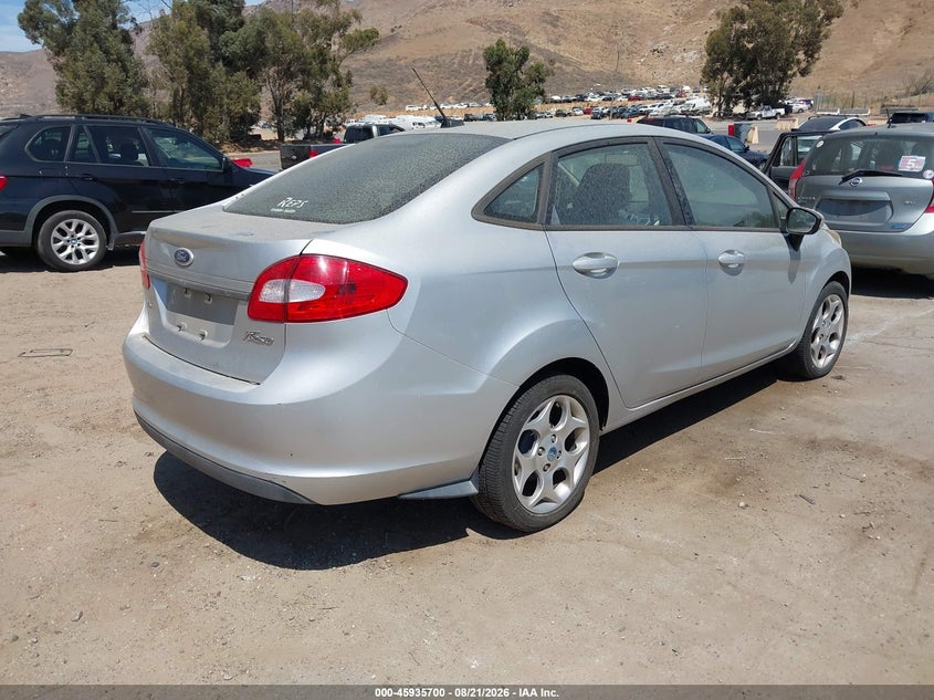 2011 FORD FIESTA auction photo 4
