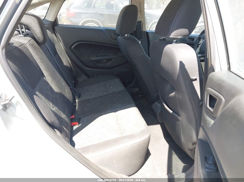 2011 FORD FIESTA auction photo 8