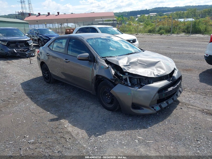 TOYOTA COROLLA - zdjęcie 1