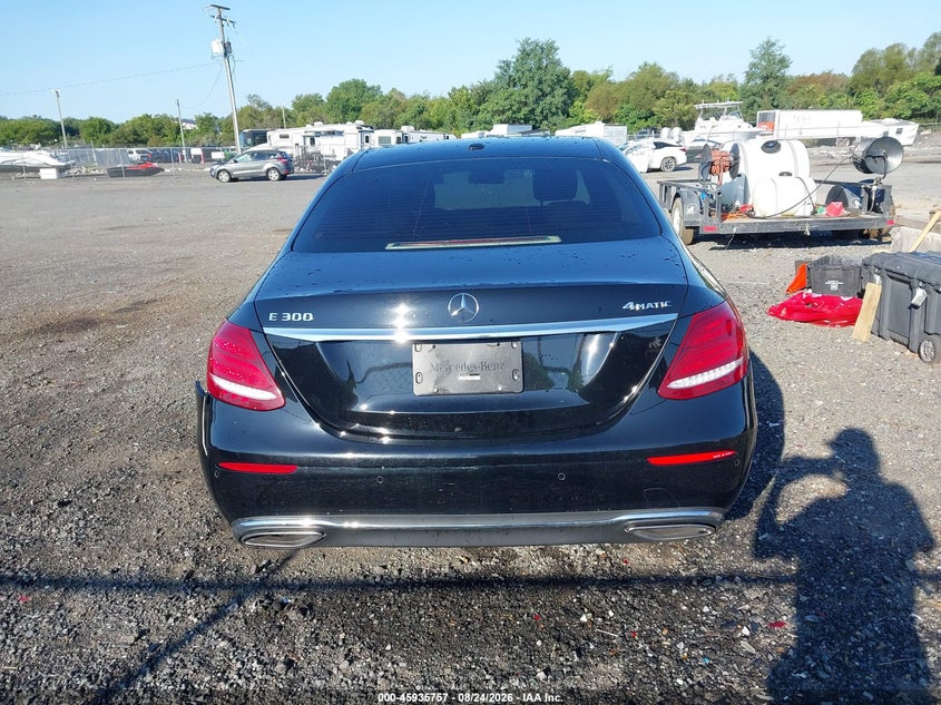 2018 MERCEDES-BENZ E 300 4MATIC · Фото 17