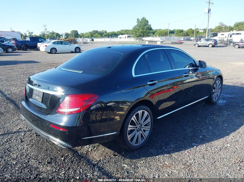 2018 MERCEDES-BENZ E 300 4MATIC · Фото 4