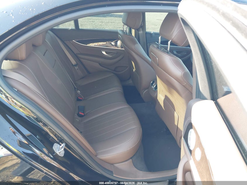 2018 MERCEDES-BENZ E 300 4MATIC · Фото 8