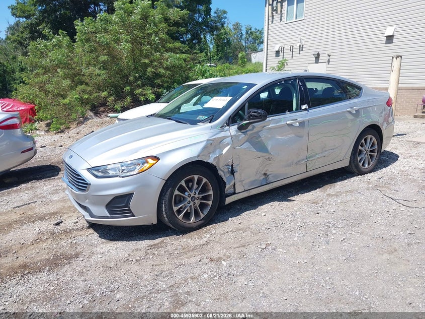 2019 FORD FUSION auction photo 2