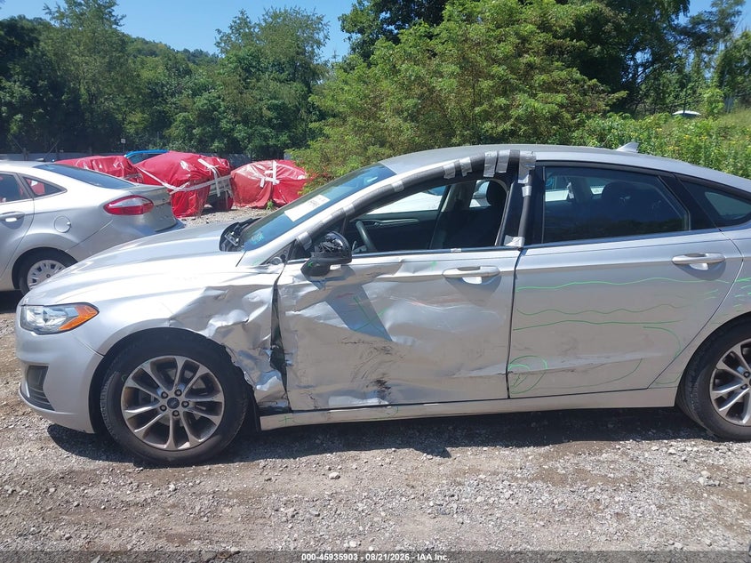 2019 FORD FUSION auction photo 6