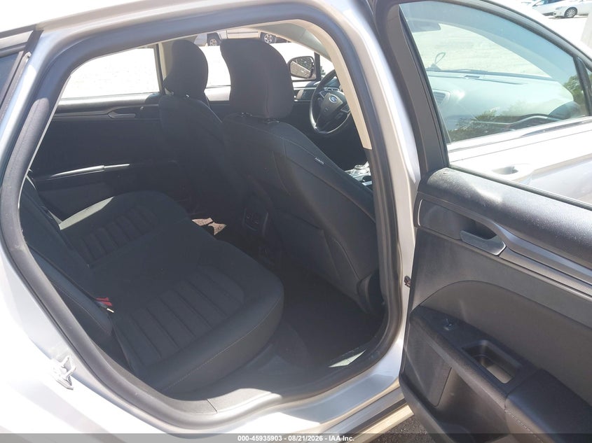 2019 FORD FUSION auction photo 8