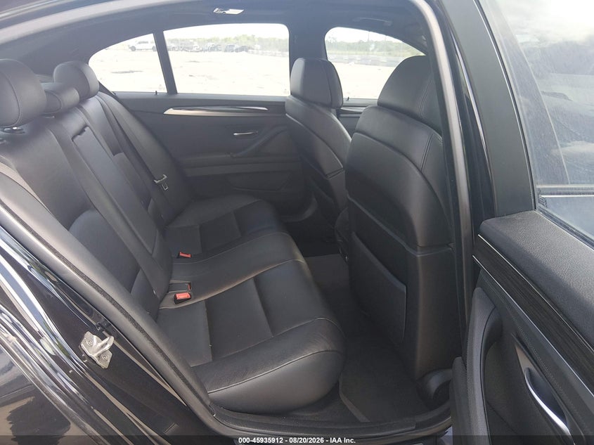 2012 BMW 550I auction photo 8