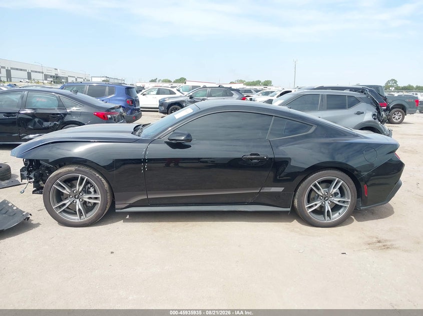FORD MUSTANG - zdjęcie 13