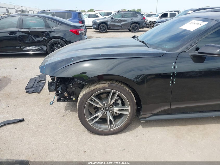 FORD MUSTANG - zdjęcie 6