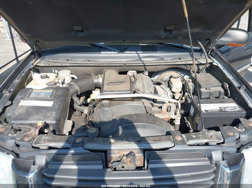 GMC ENVOY 2004 VIN 1GKDT13S842286285