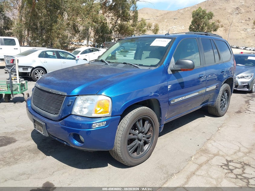 2005 GMC ENVOY auction photo 2