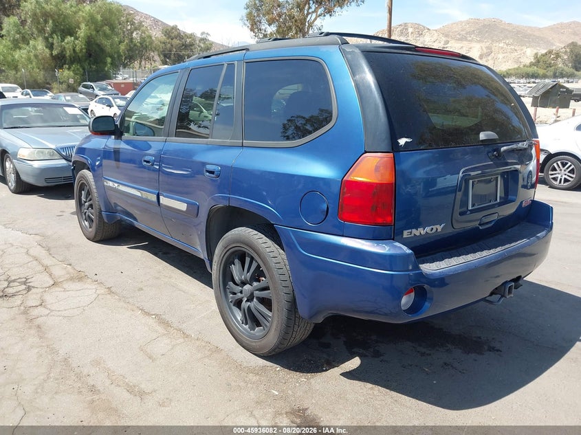 2005 GMC ENVOY auction photo 3
