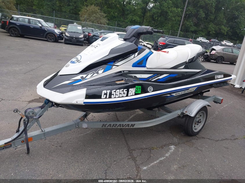 2019 YAMAHA WAVERUNNER auction photo 2