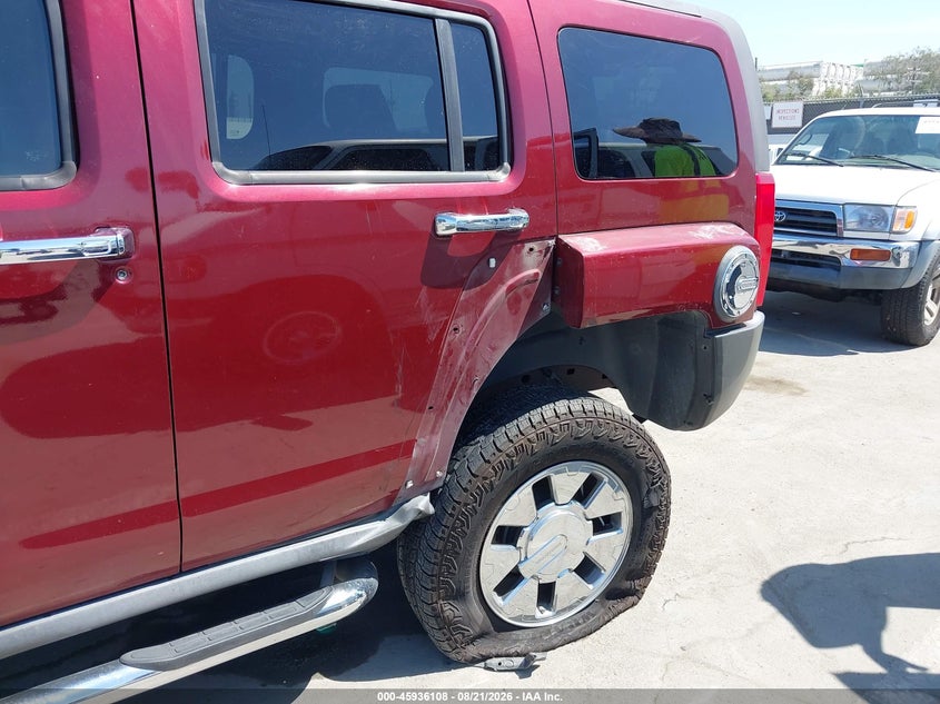 2007 HUMMER H3 SUV auction photo 6