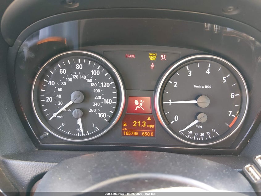 2006 BMW 330XI auction photo 7