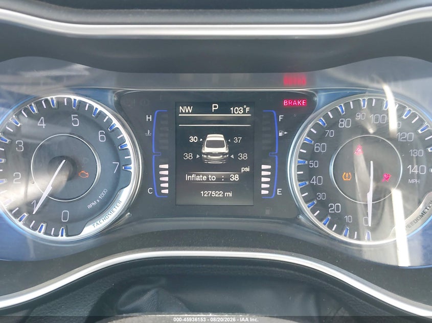 2016 CHRYSLER 200 auction photo 7