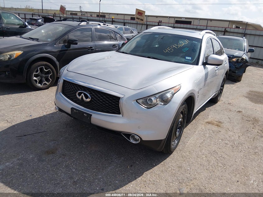 2017 INFINITI QX70 auction photo 2