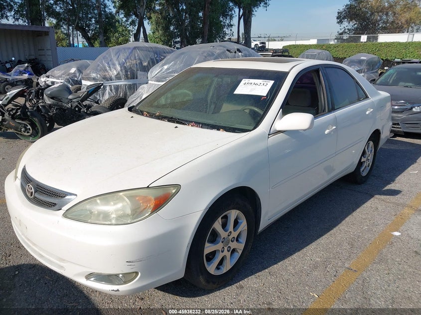 2004 Toyota Camry, Right Side, IAAI, VIN JTDBE32K440279565 — photo 2