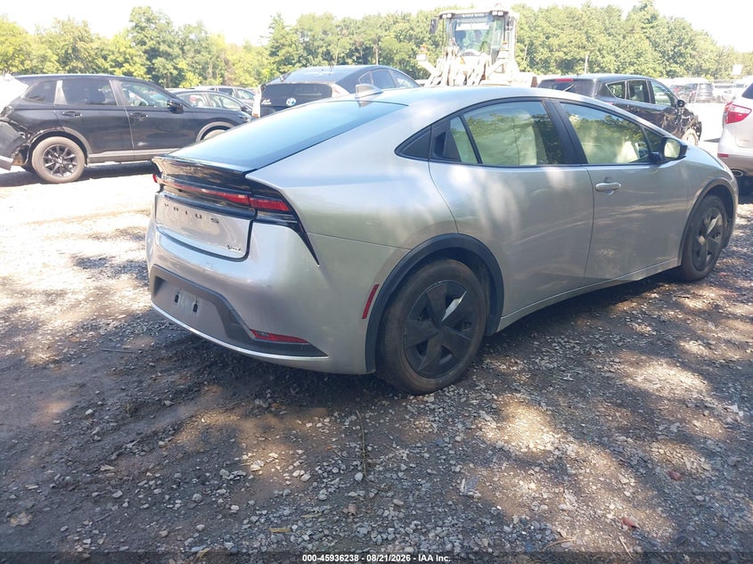 2025 TOYOTA PRIUS auction photo 4