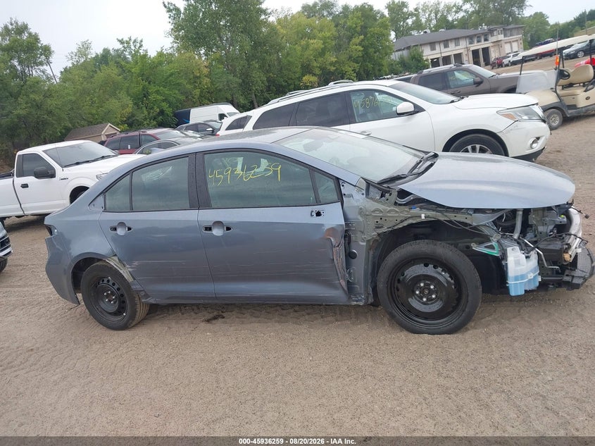 TOYOTA COROLLA - zdjęcie 13