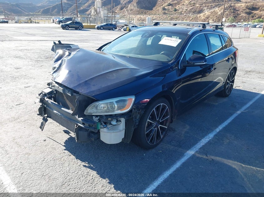 Vin: yv140mem6h1339334, lot: 46435466, volvo v60 t5 platinum 20172