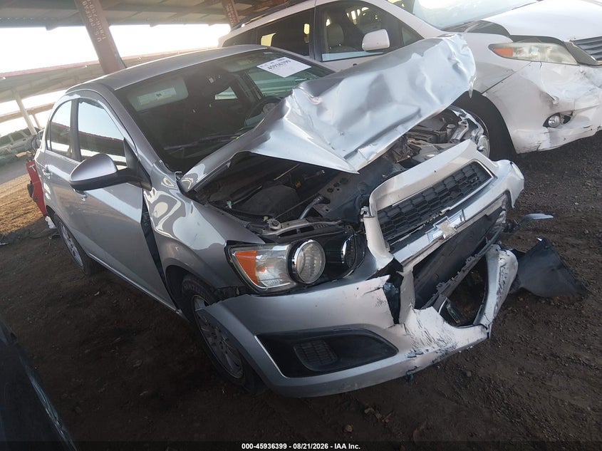 2014 CHEVROLET SONIC auction photo 1