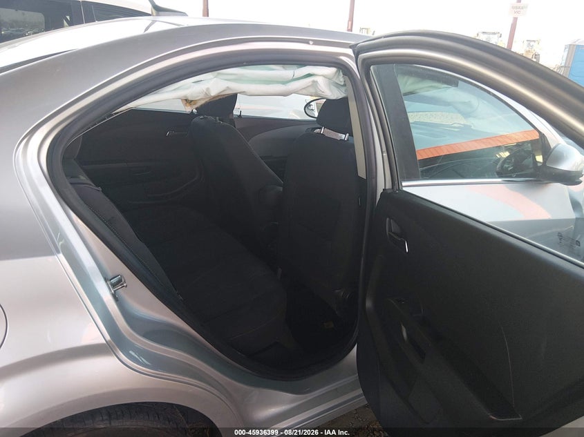2014 CHEVROLET SONIC auction photo 8