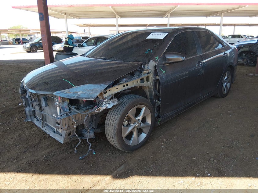 2014 Toyota Camry Se V6, Front End, IAAI, VIN 4T1BK1FK6EU025742 — photo 2