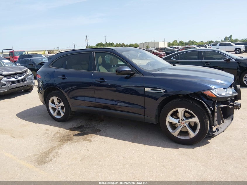 JAGUAR F-PACE - zdjęcie 13