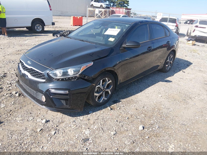 2021 Kia Forte, Front End, IAAI, VIN 3KPF24AD4ME340987 — photo 2
