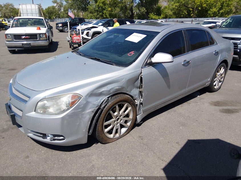 2012 Chevrolet Malibu, Левый бок, IAAI, VIN 1G1ZG5E79CF377376 — фото 2