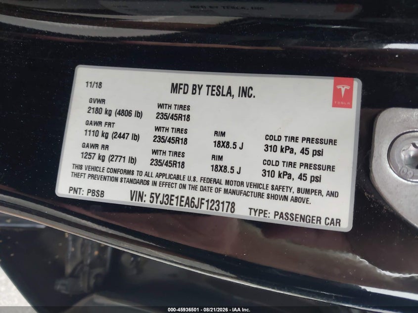 TESLA MODEL 3 - zdjęcie 9