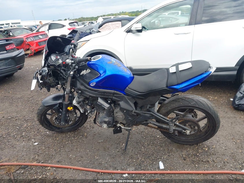 KAWASAKI EX650 2013