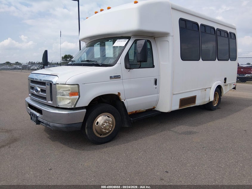 2011 FORD E-350 CUTAWAY — zdjęcie 2